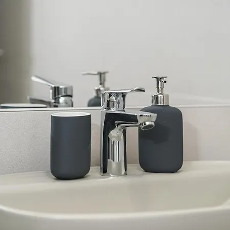 Alexandra Lägenhet *