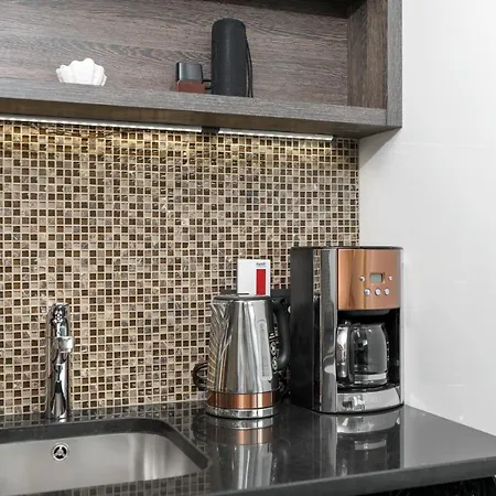 Alexandra Lägenhet *