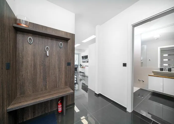 Alexandra Appartement *